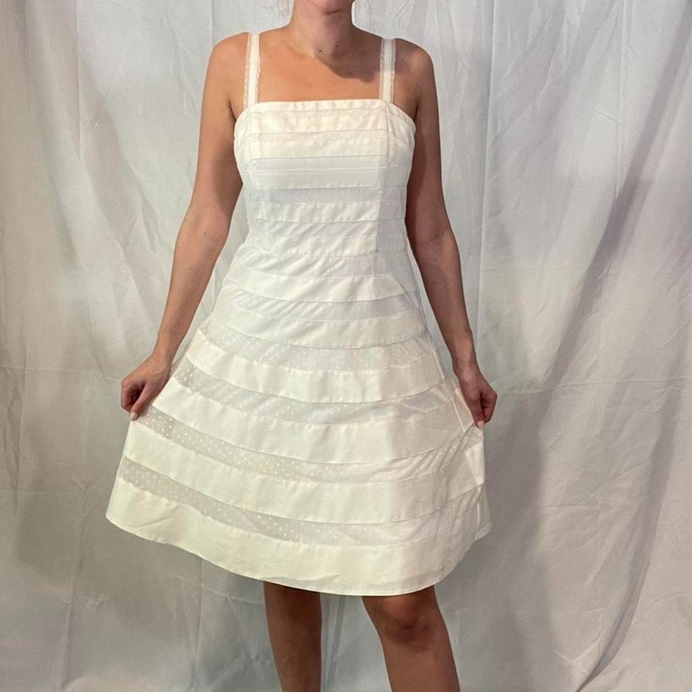 White lace strapless dress